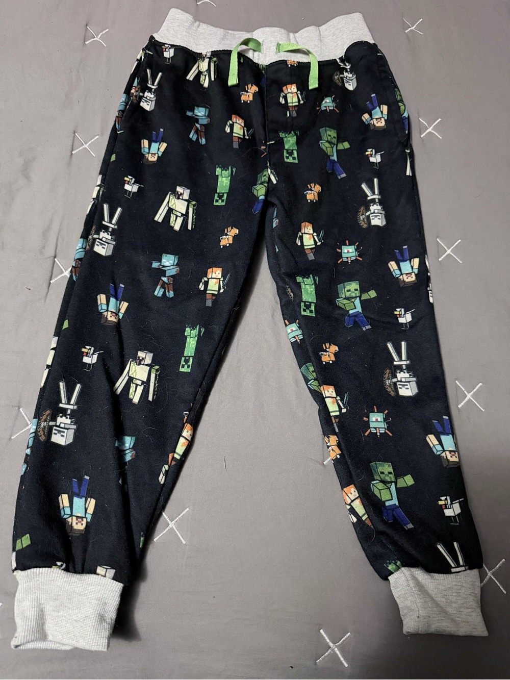 Kids Black Character-Print Fleece Pajama Pants